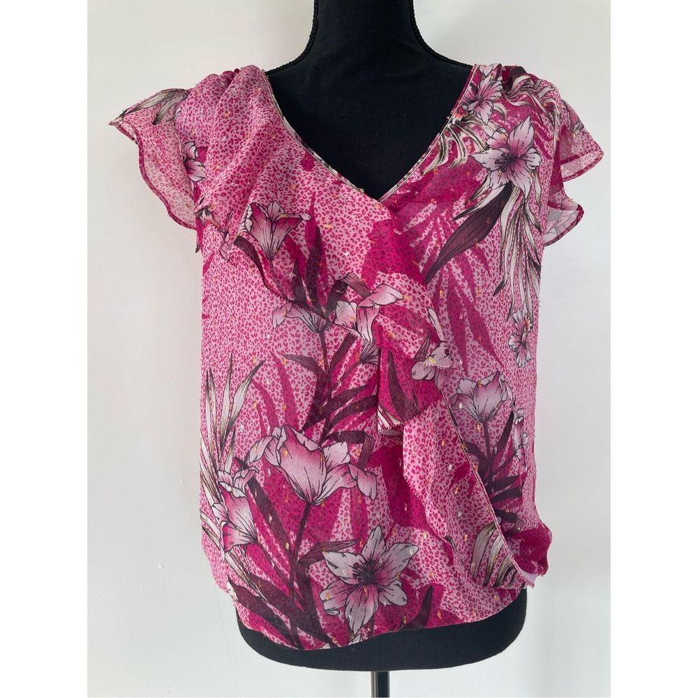 White House, Black market top